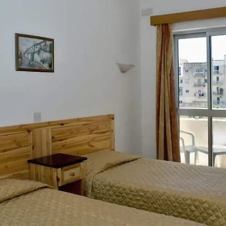 Cardor Complex 3* St Paul's Bay
